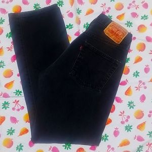 Classic Black Levi's